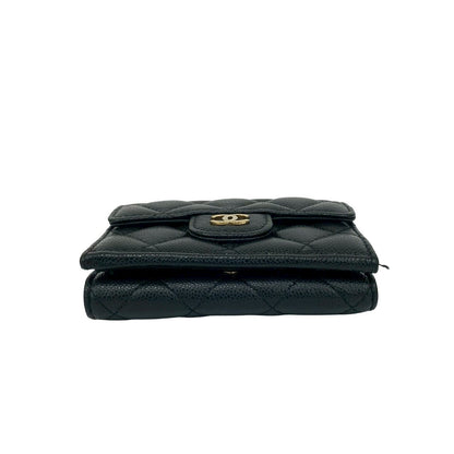 シャネル マトラッセ キャビア レザー ウォレット