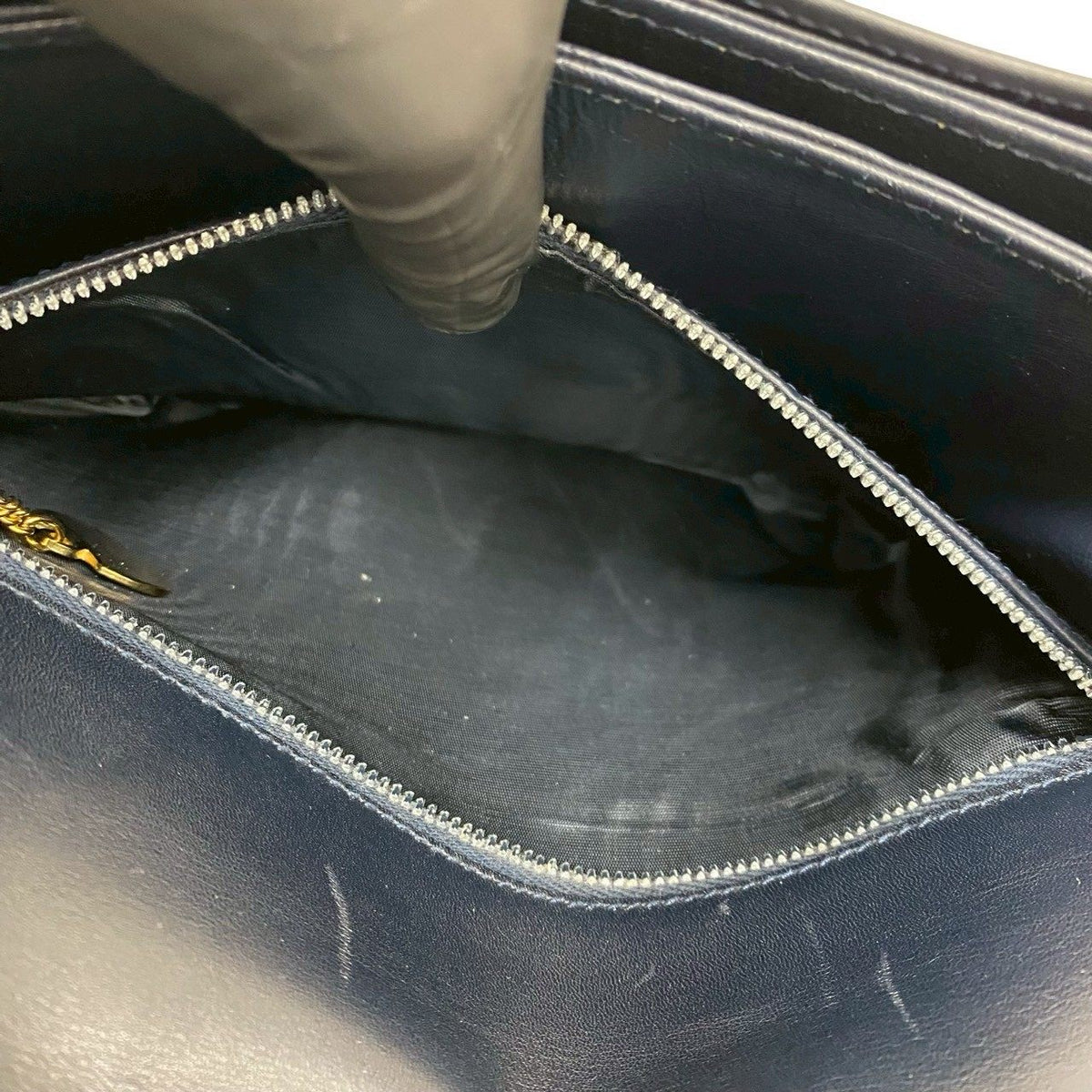セリーヌ レザーショルダーバッグ