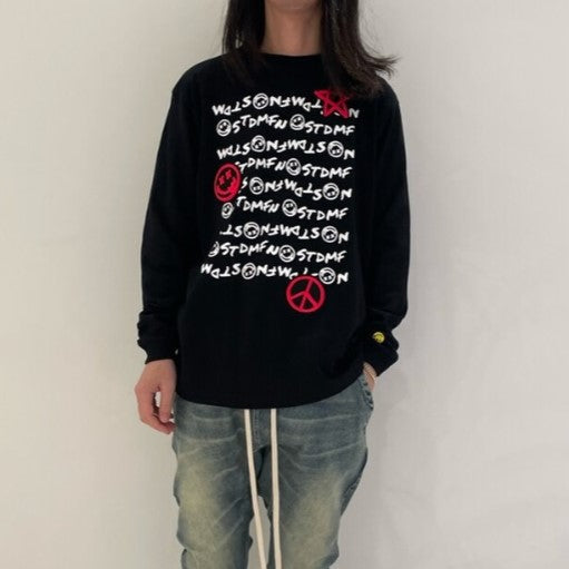 スタッドマフィン グラフィティーサガラ コットン長袖Tシャツ