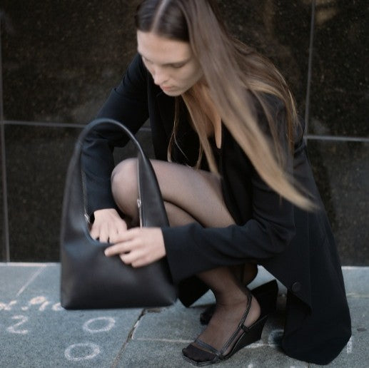 セントアグニ The Zip Detail Mini Bag カーフレザートートバッグ