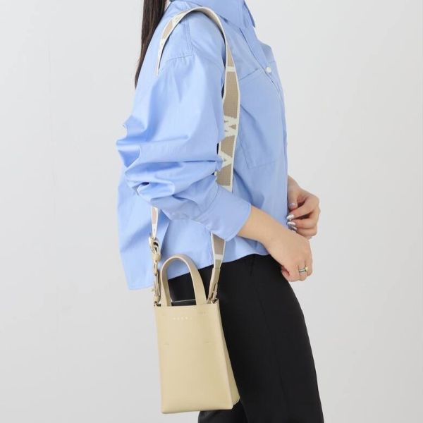 マルニ MUSEO BAG NANO カーフレザー 2wayバッグ