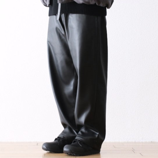エヌハリウッドコンパイルライン 合成皮革パンツ